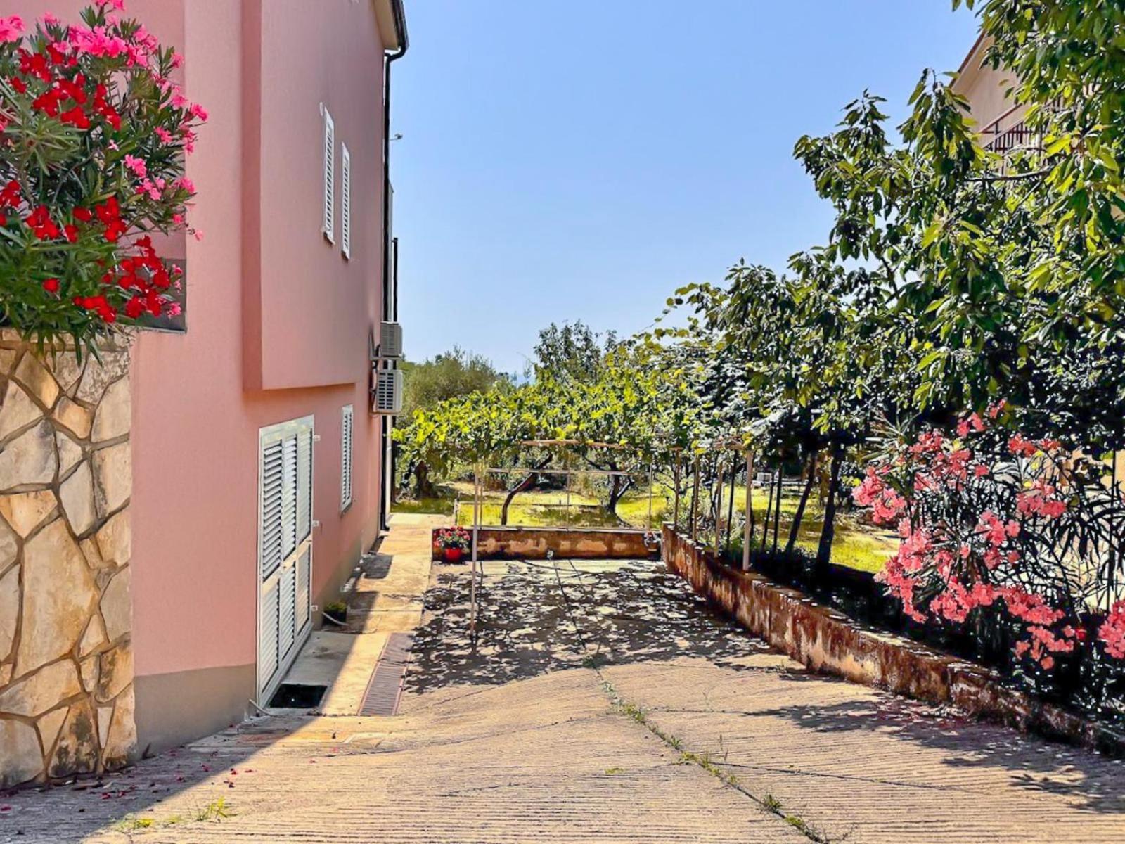 Studio Vesna With A Terrace And Sea View Rabac Dış mekan fotoğraf