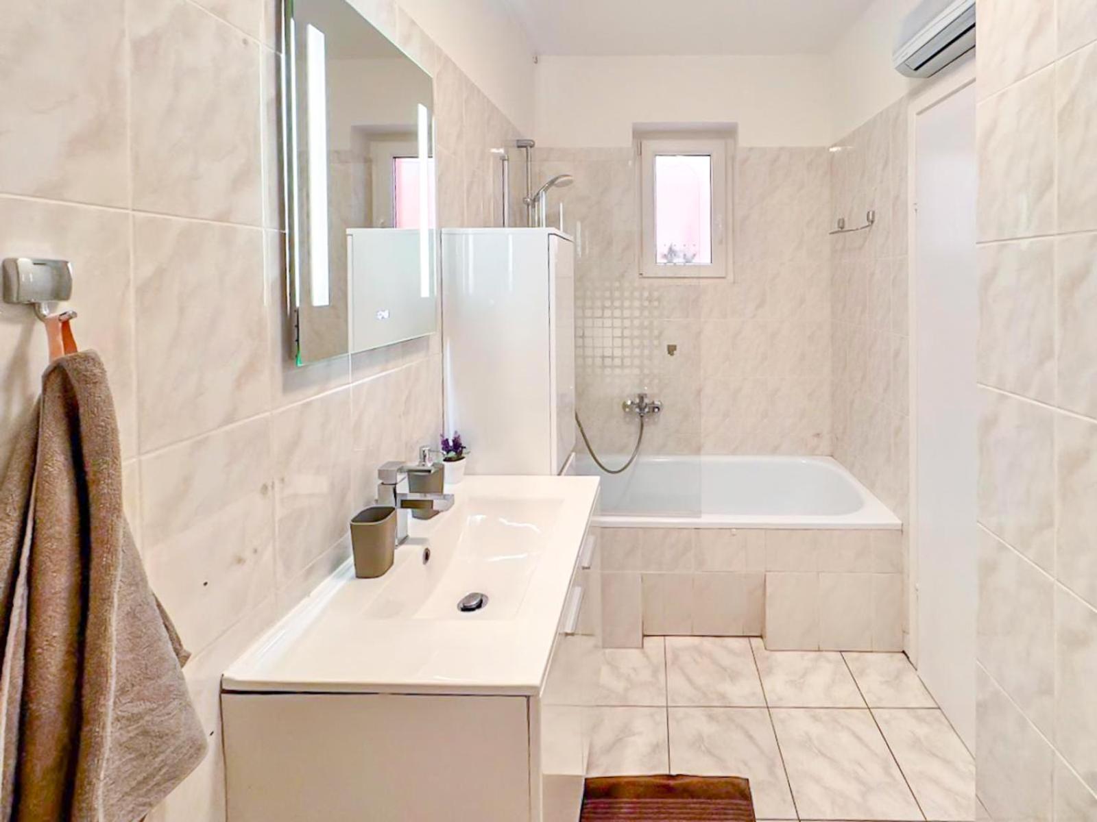 Studio Vesna With A Terrace And Sea View Rabac Dış mekan fotoğraf