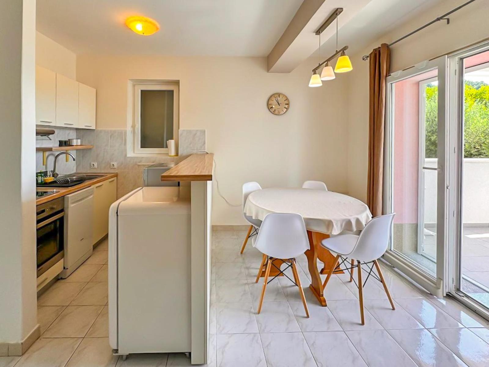 Studio Vesna With A Terrace And Sea View Rabac Dış mekan fotoğraf